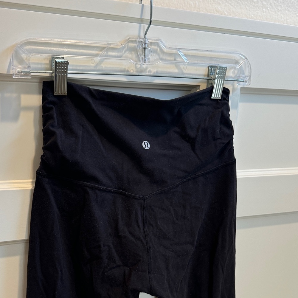 Lululemon V Front Black High-Rise Leggings